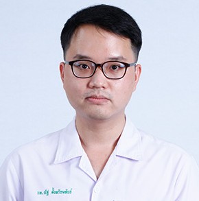นายแพทย์ณัฐ ตั้งพร้อมพันธ์