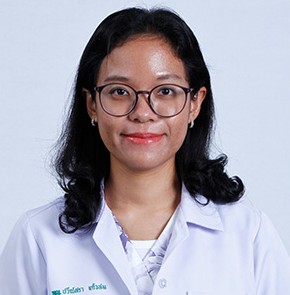 แพทย์หญิงปวีณ์สรา แก้วสม