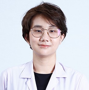 แพทย์หญิงรินรดา วนาวณิชย์กุล