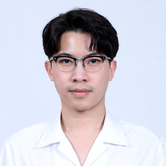 นายแพทย์ชนน ตั้งเกษมจิตต์
