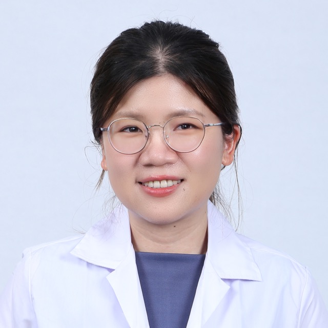 แพทย์หญิงภูดิศญา ตั้งวรสิทธิชัย