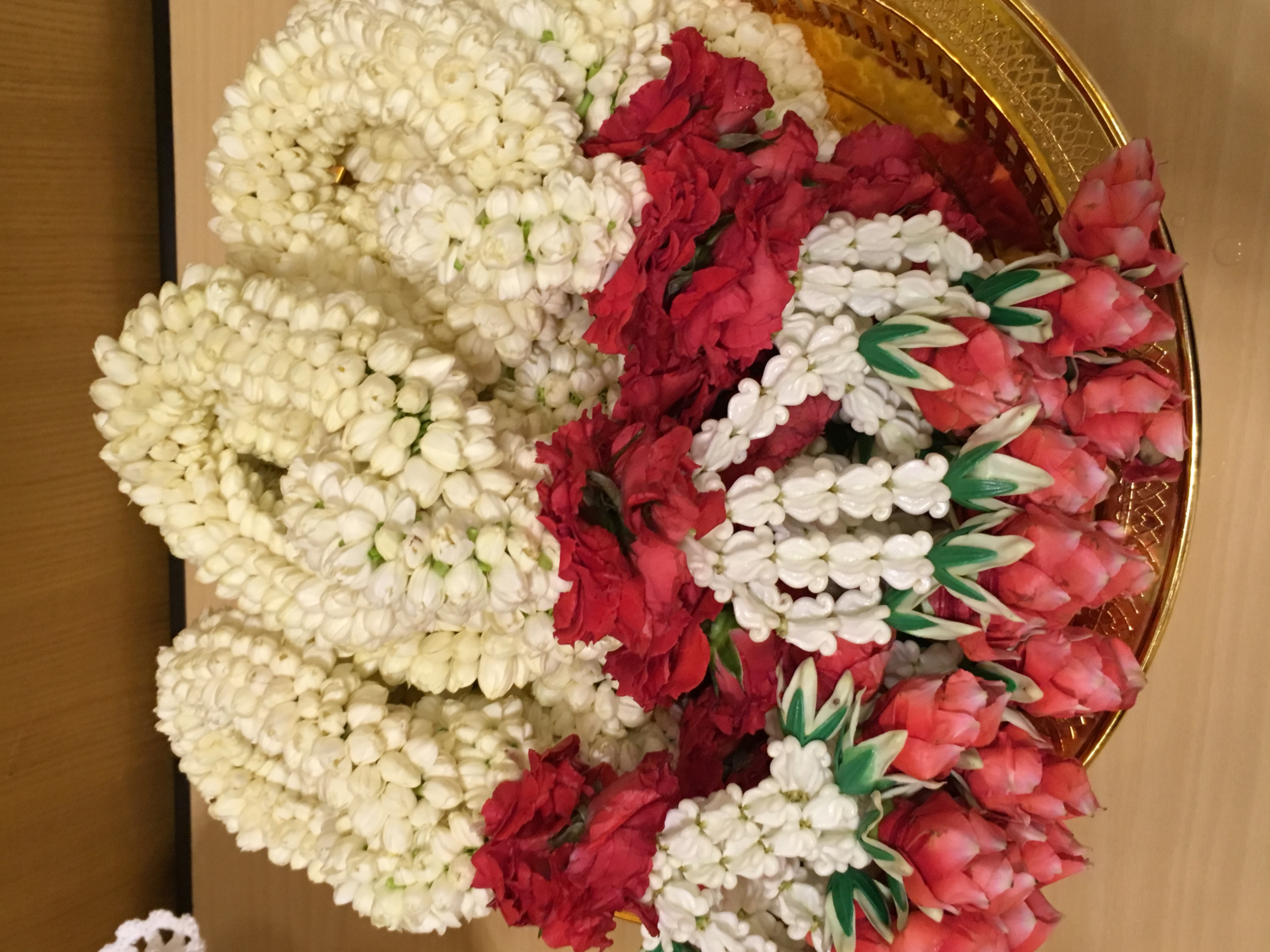 img-1505042661