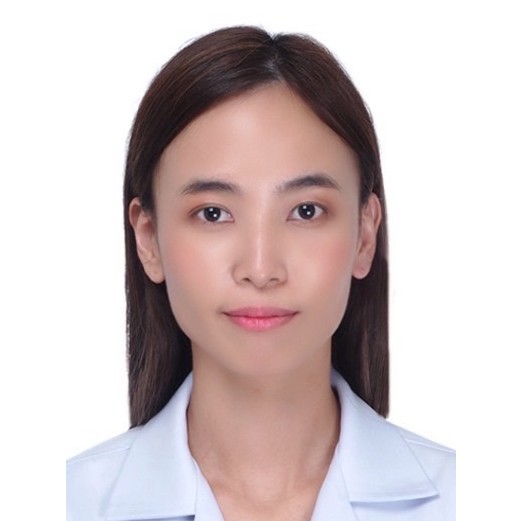 แพทย์หญิงนวพร ตั้งบวรพิเชฐ