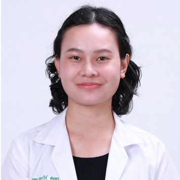 แพทย์หญิงปุนยวีร์ สมุทร